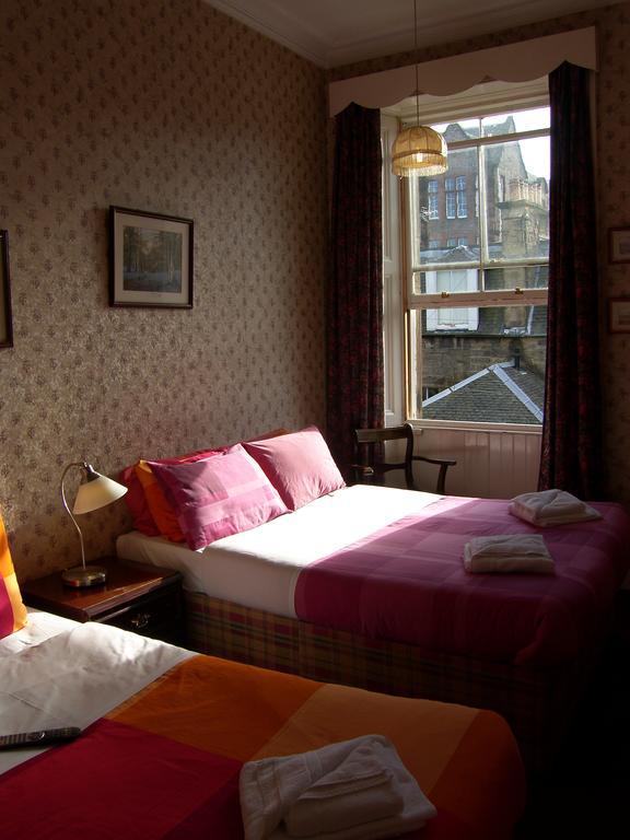 Regis Guest House EDI Værelse billede