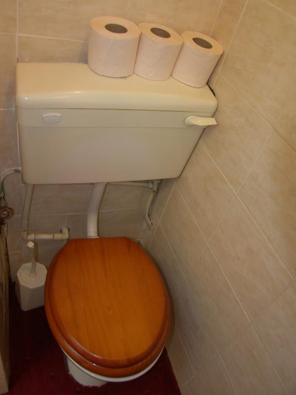 Regis Guest House EDI Værelse billede