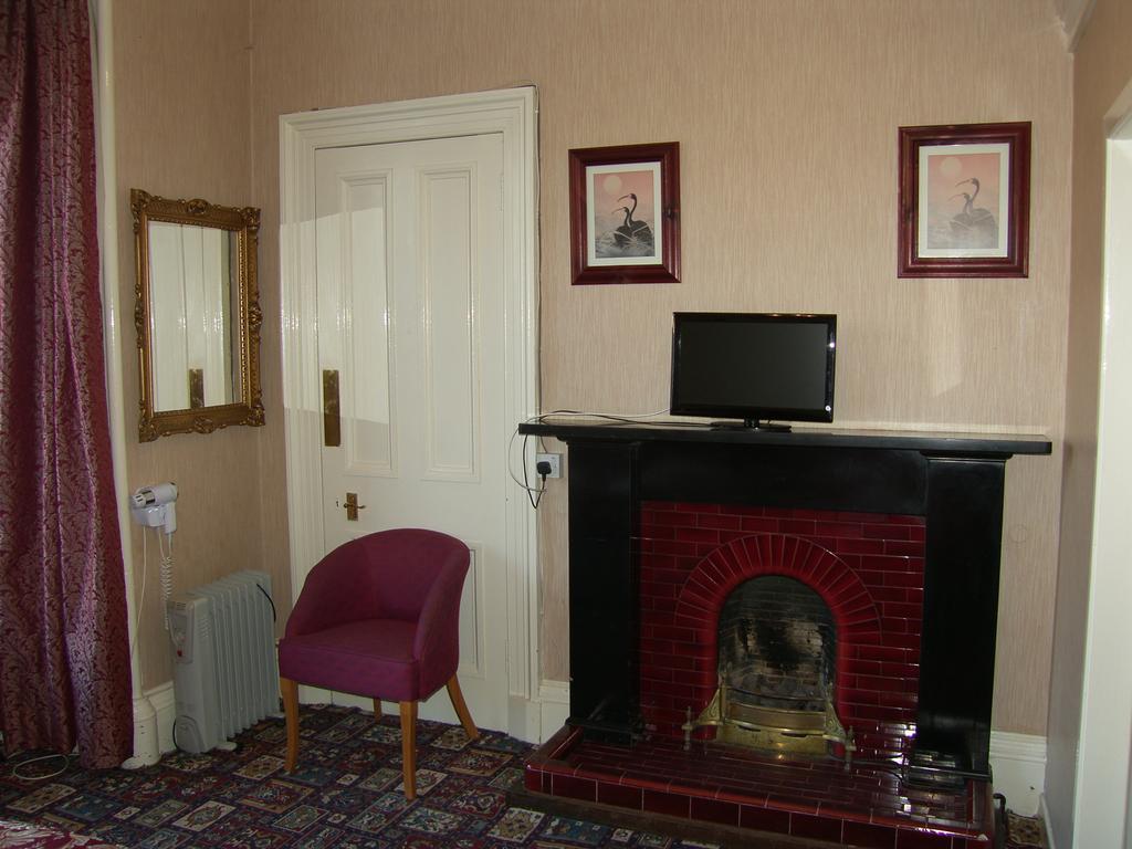 Regis Guest House EDI Værelse billede
