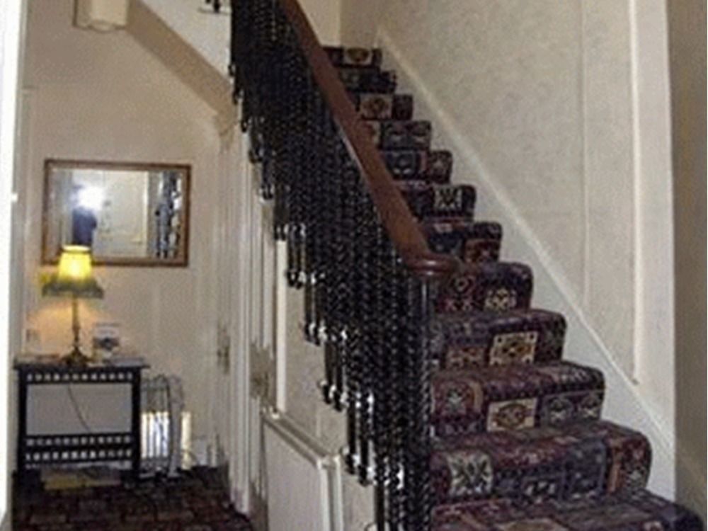 Regis Guest House EDI Eksteriør billede